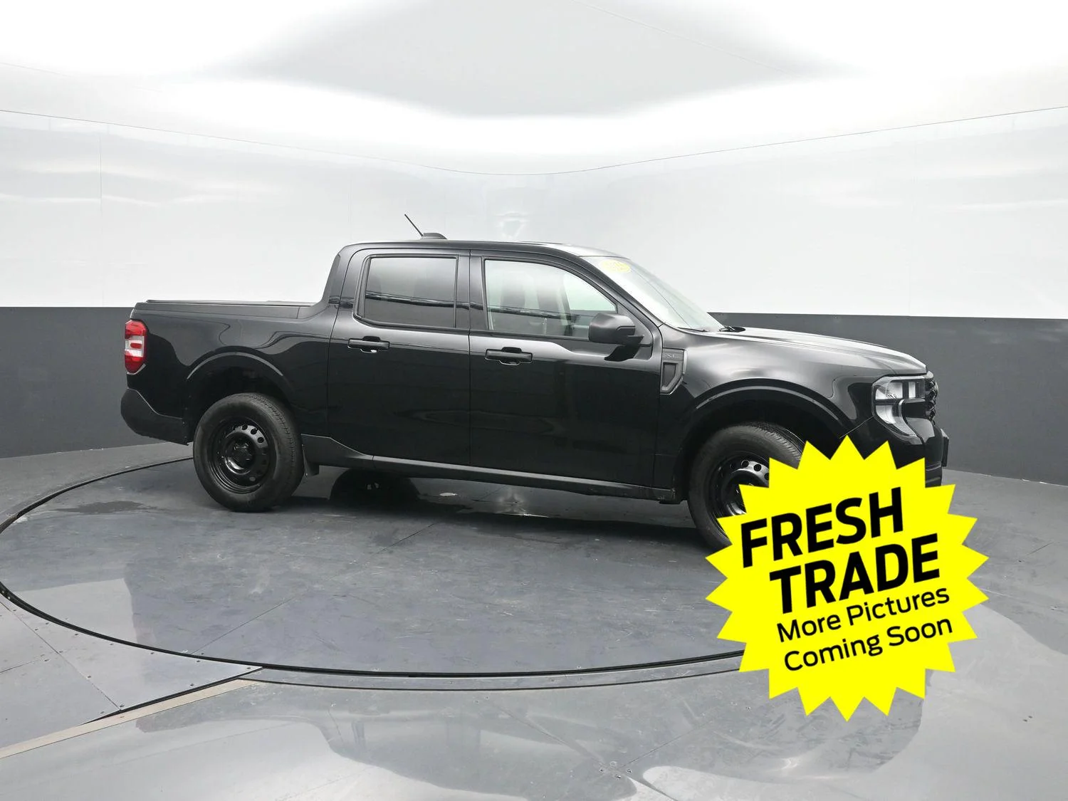 Used 2025 Shadow Black Ford XL image 3