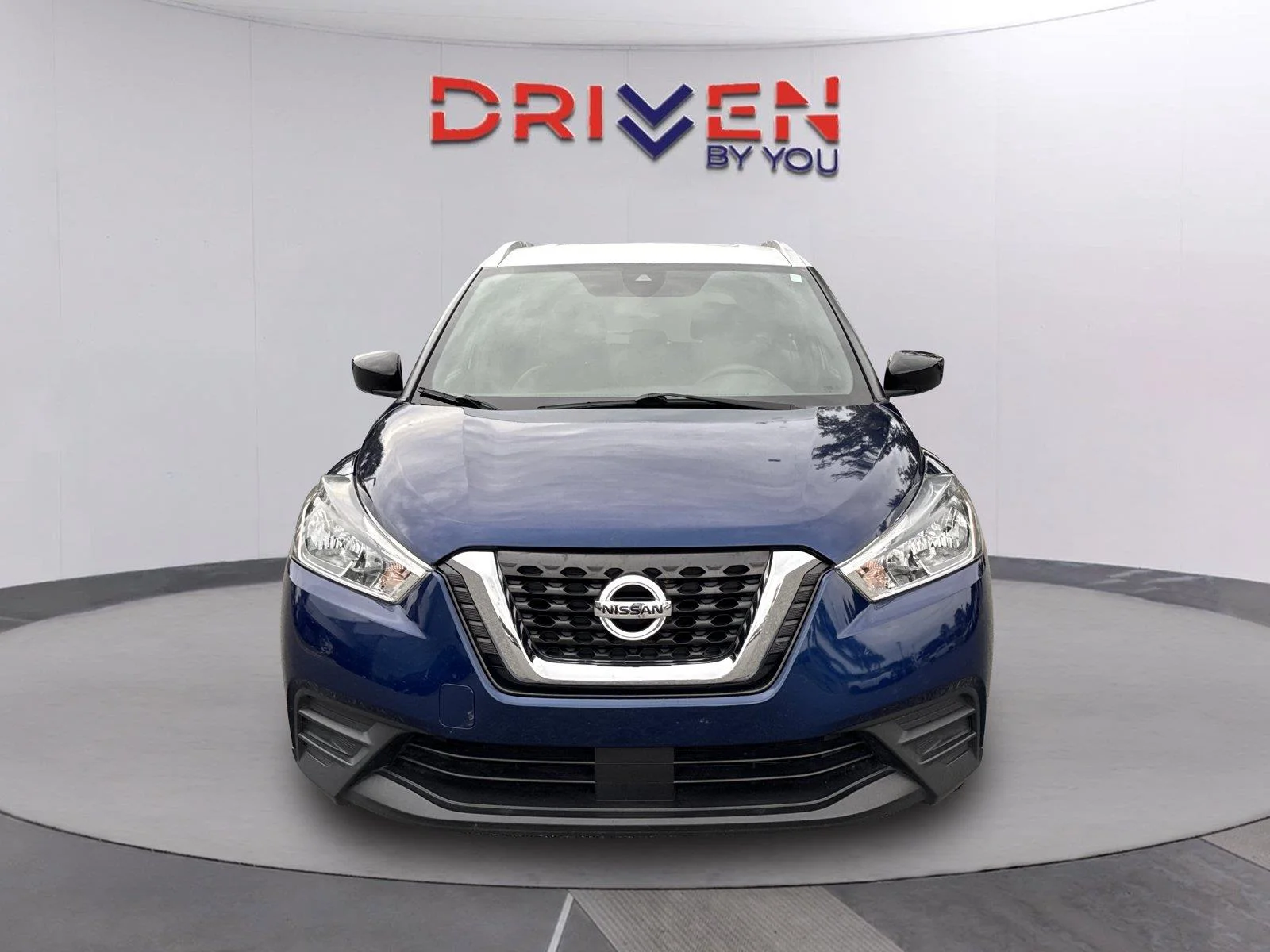 Used 2020 Deep Blue Pearl/Fresh Powder Nissan SV image 8