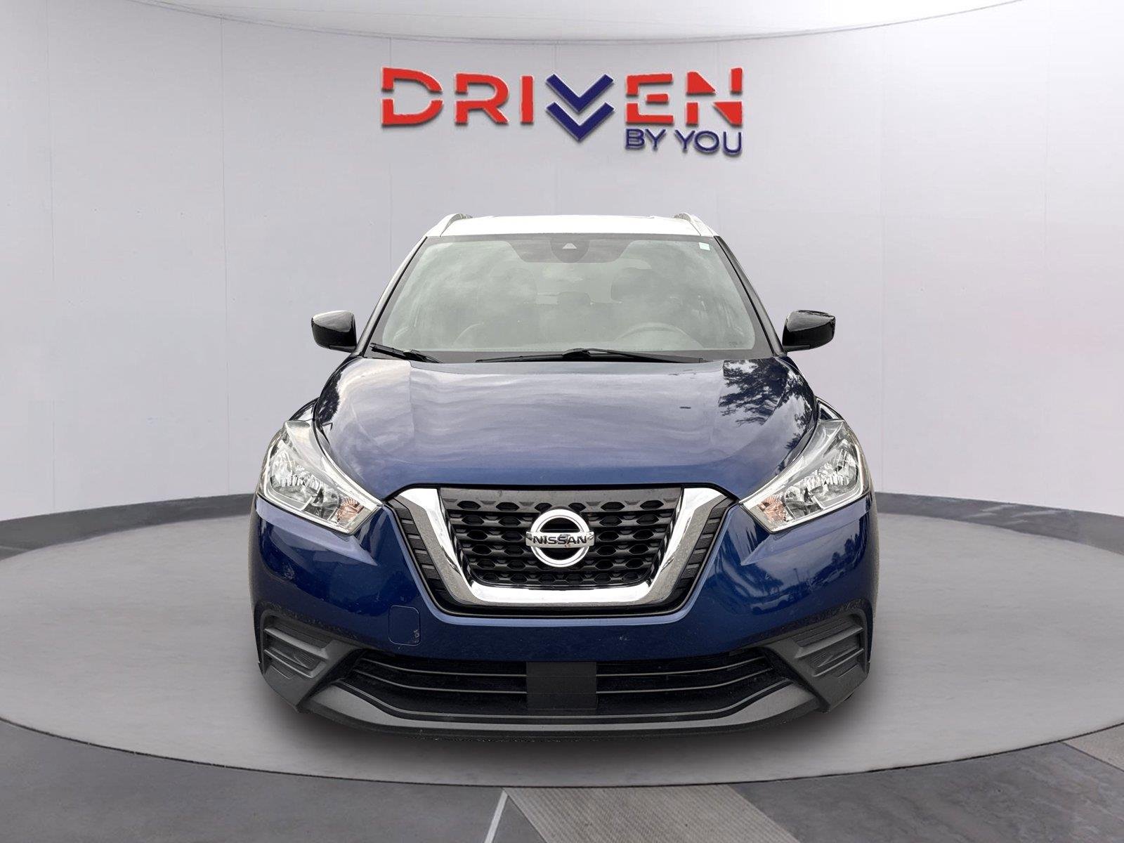 Used 2020 Deep Blue Pearl/Fresh Powder Nissan SV image 8