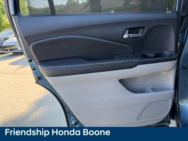 Used 2017 Blue Honda Touring image 34