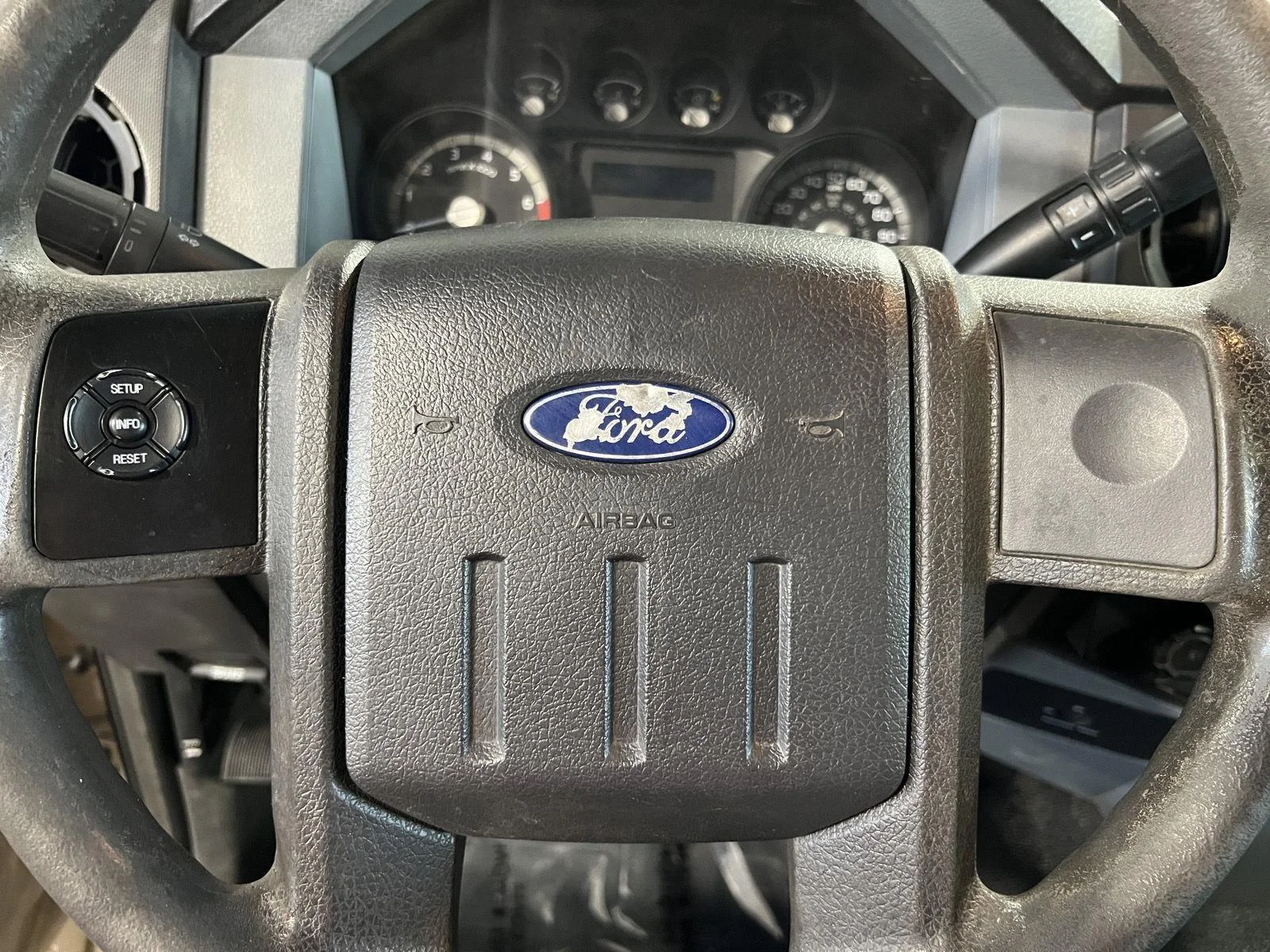 Used 2011 Pale Adobe Metallic Ford XL image 21
