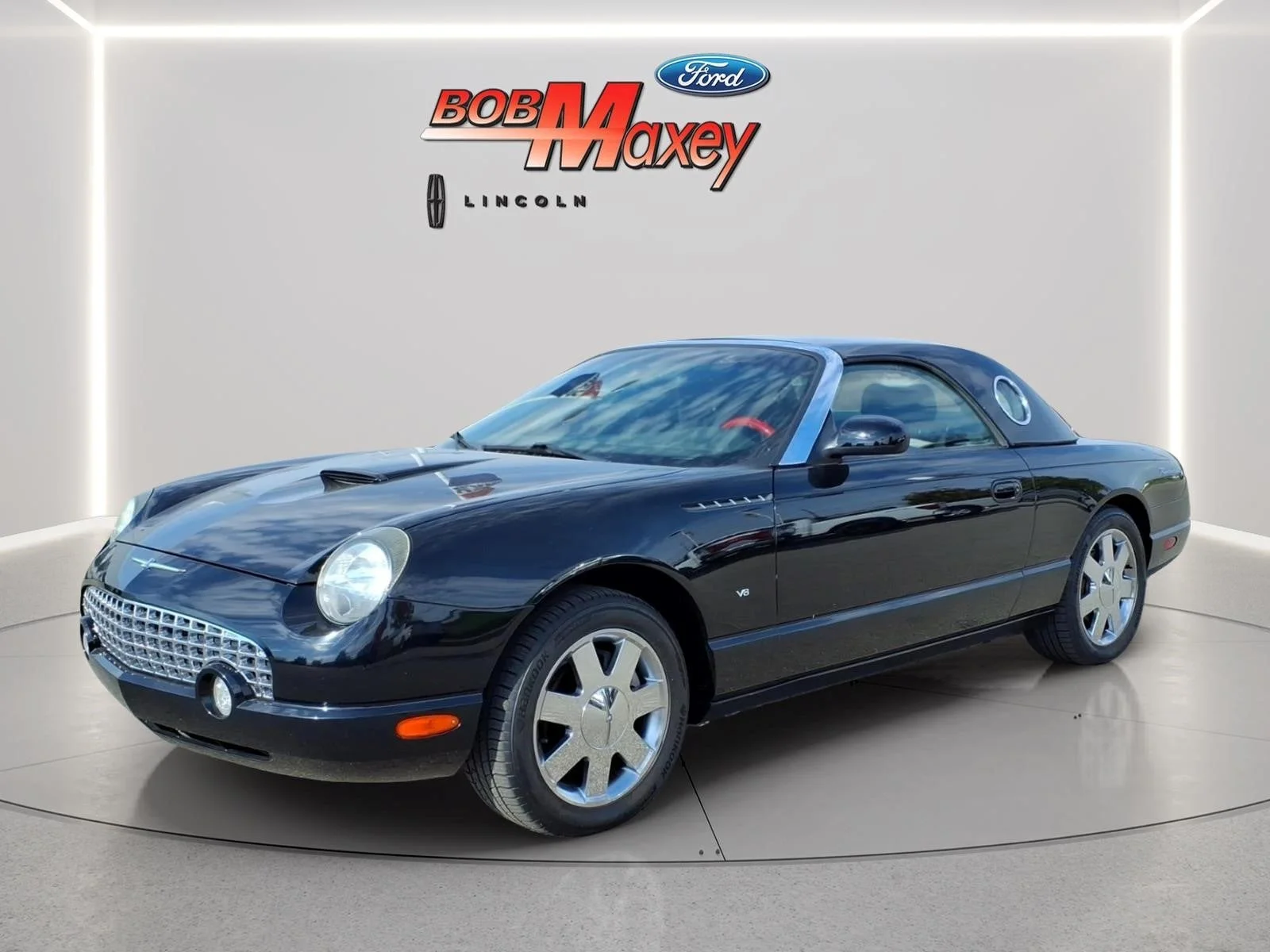 2002 Ford Thunderbird