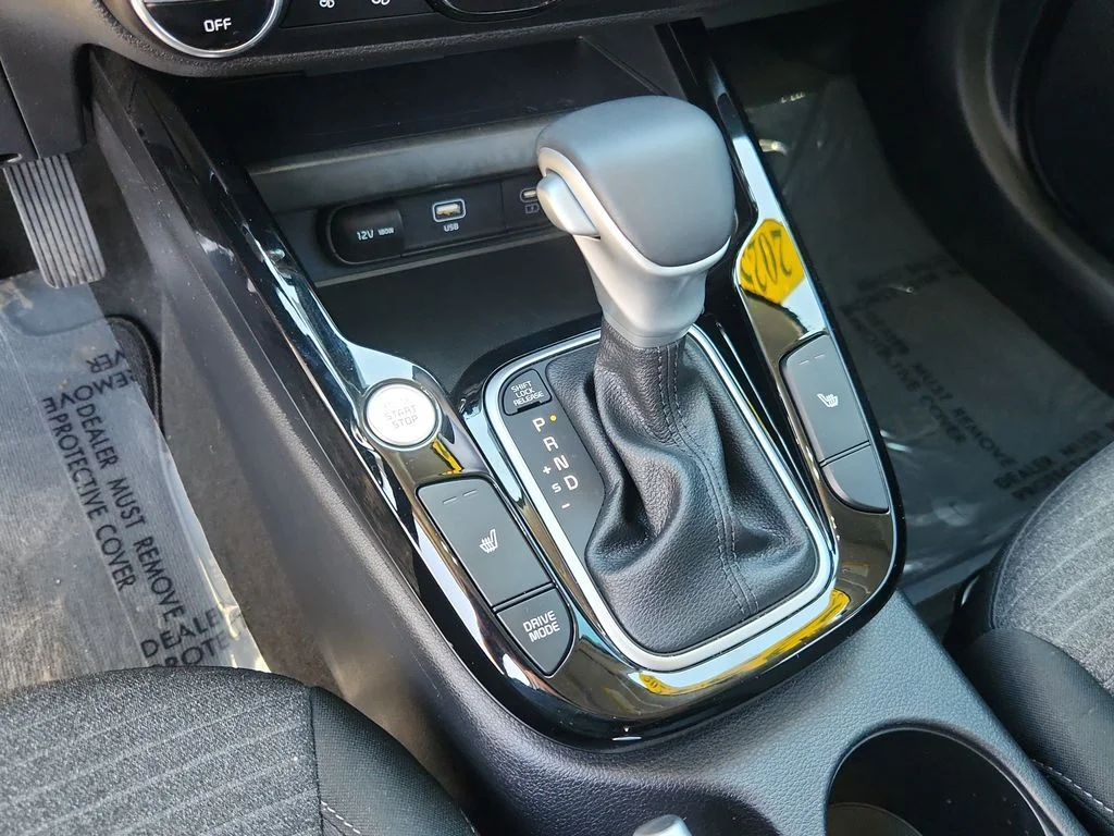 Used 2025 White Kia EX image 23