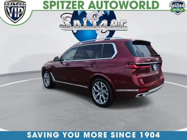 Used 2025 Red BMW xDrive40i image 3