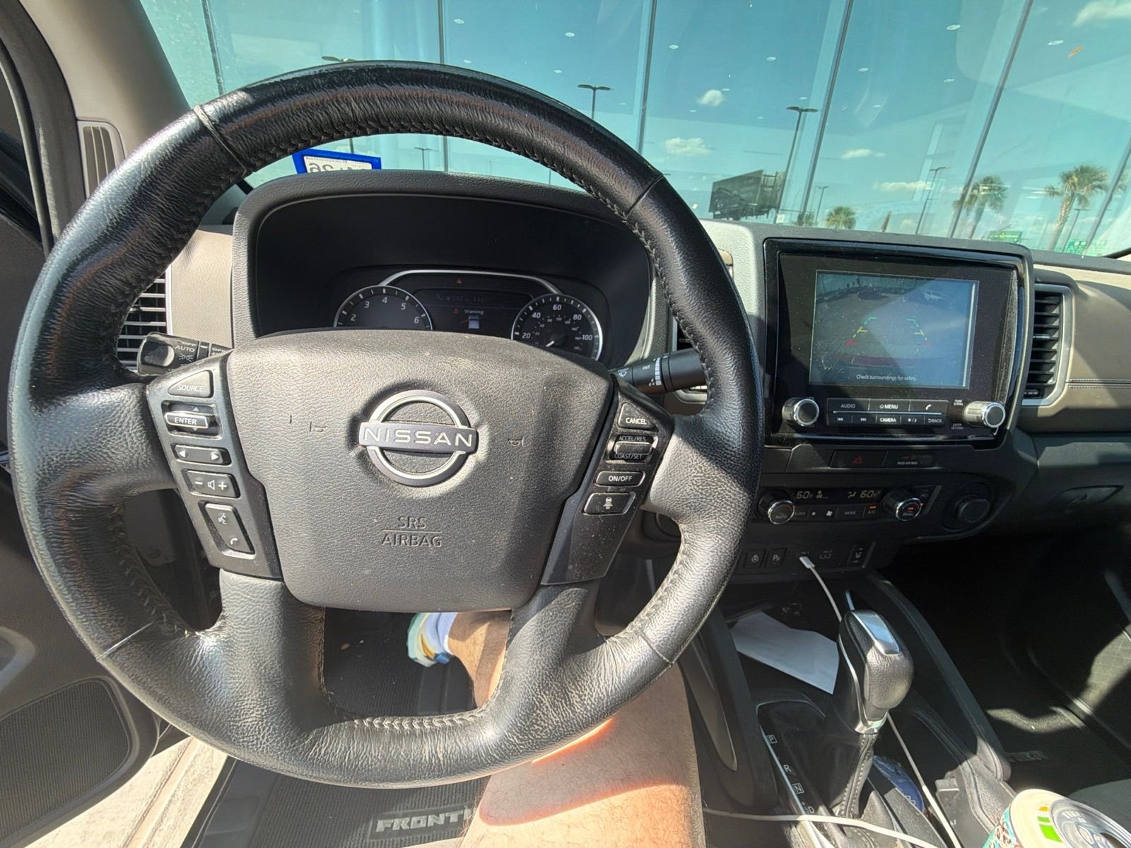 Used 2022 Super Black Nissan SV image 15