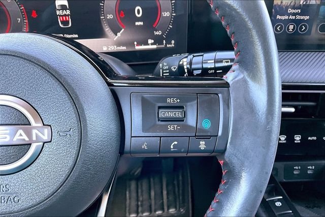 Used 2025 Blue Nissan SR image 17