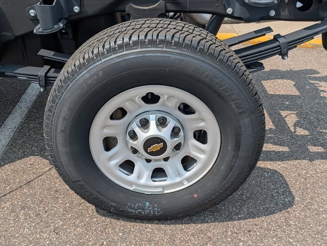 2025 Chevrolet Silverado 3500 HD Work Truck - Photo 7