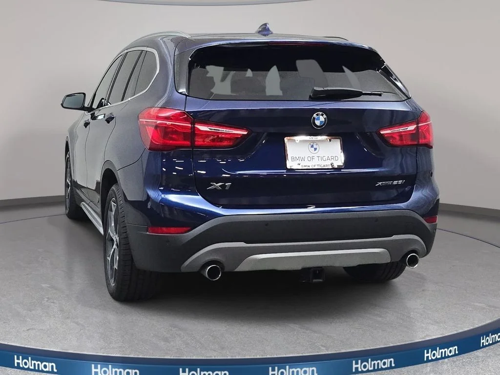 Used 2019 Mediterranean Blue Metallic BMW xDrive28i image 7