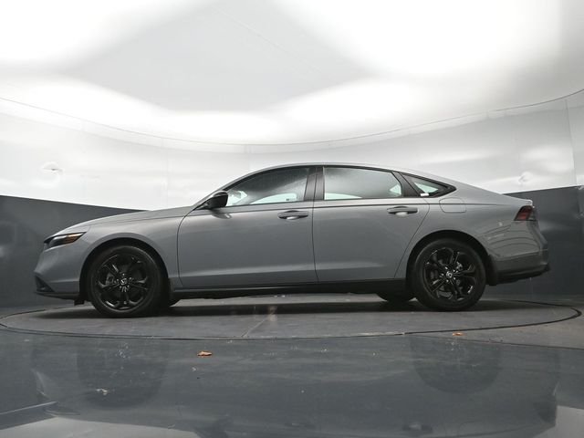 2025 Honda Accord SE - Photo 31