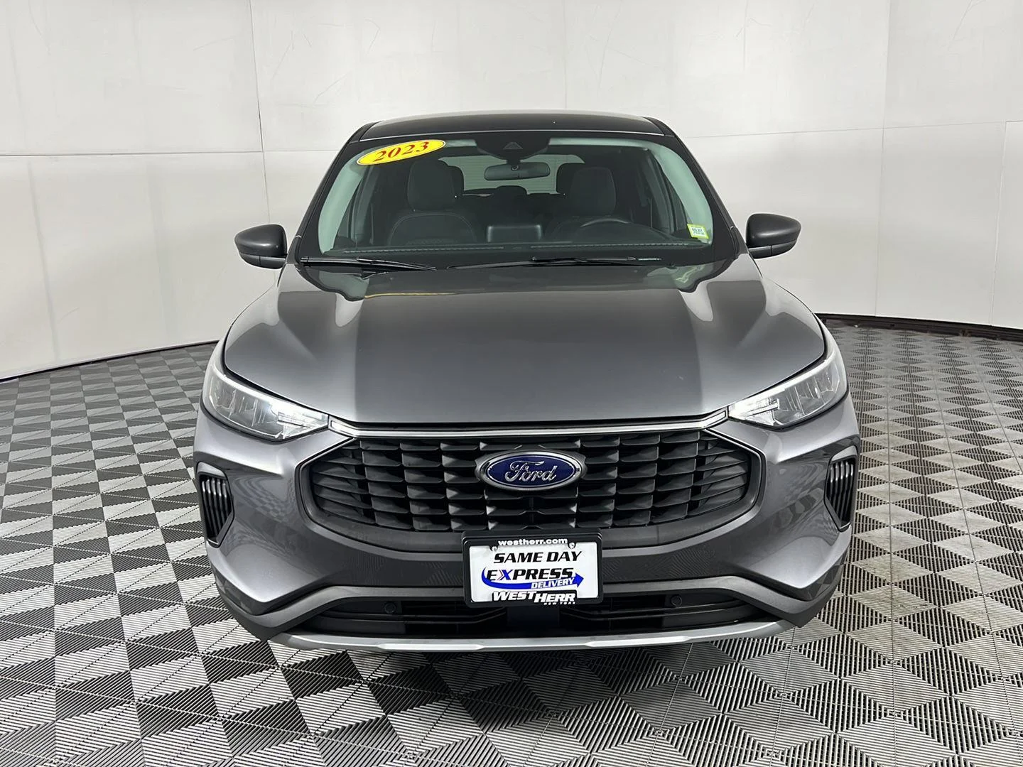 Used 2023 Gray Metallic Ford Active image 10