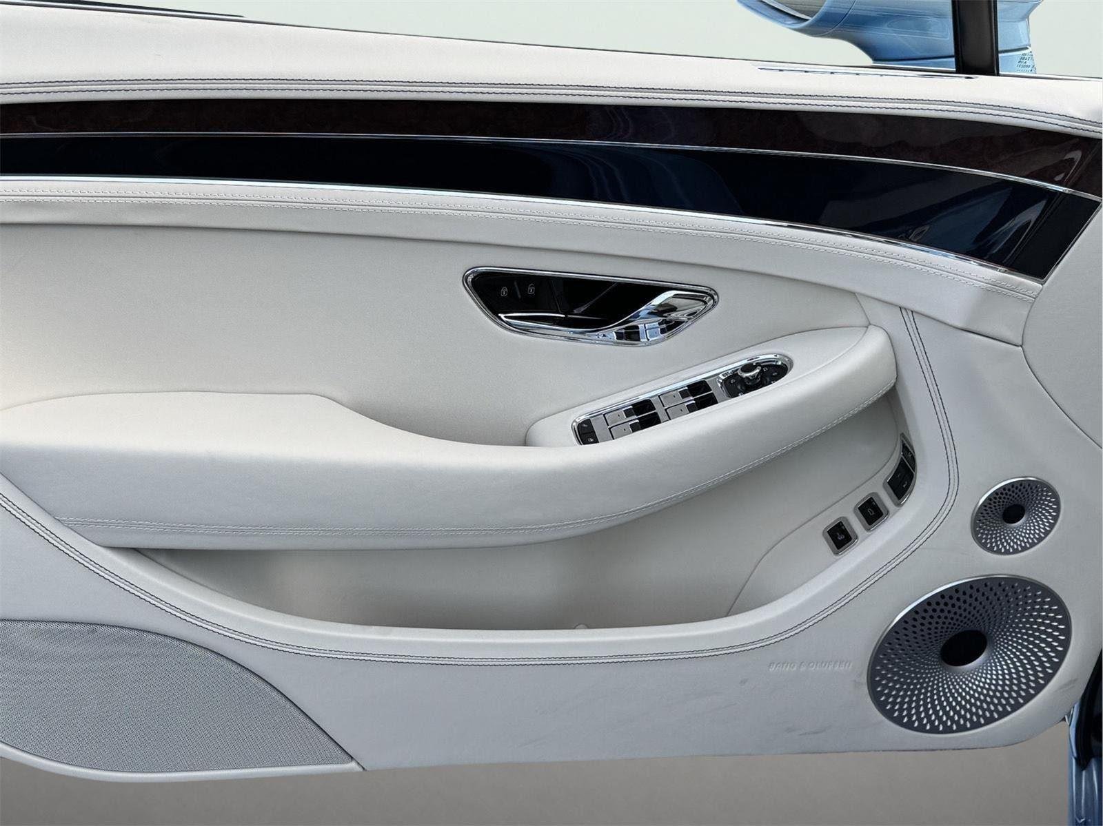 2026 Bentley Continental GTC Base - Photo 20