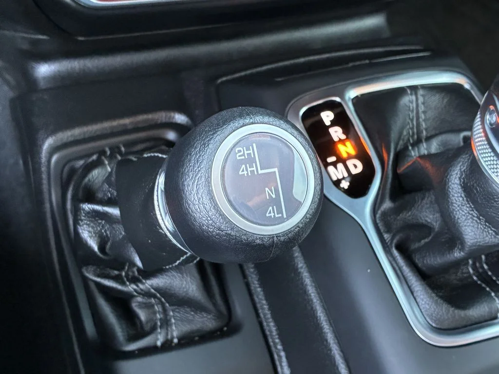 Used 2025 Orange Jeep Rubicon image 25