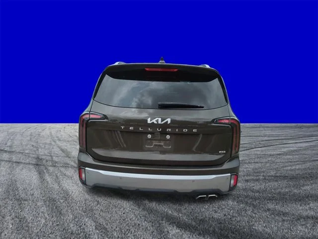 Certified Used 2023 Dark Moss Kia EX image 5