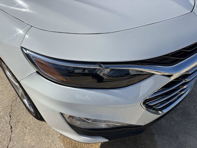 1G1ZD5ST2RF195134
