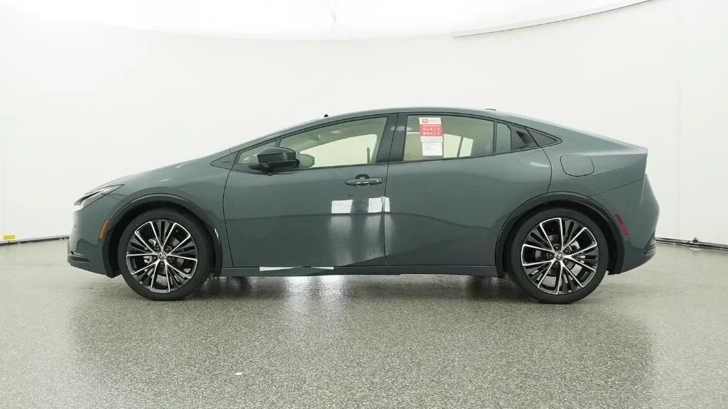 New 2026 Guardian Gray Toyota XLE image 19