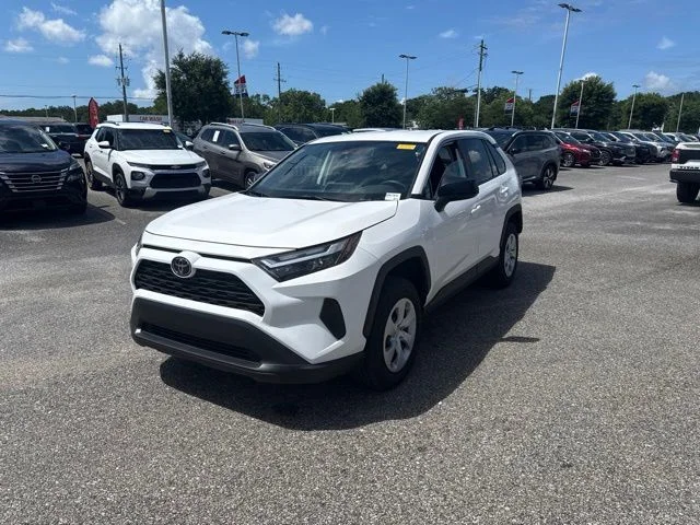 Used 2025 White Toyota LE image 1