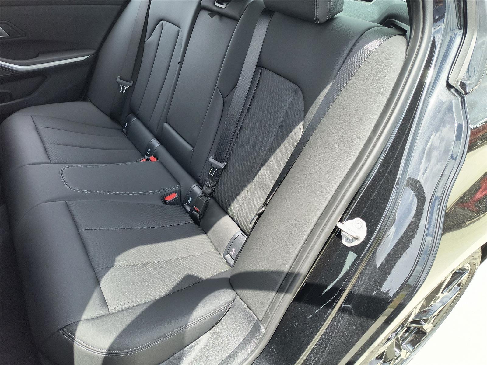 New 2026 Black Sapphire Metallic BMW 330i xDrive image 14