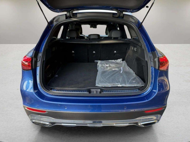 Certified Used 2026 Starling Blue Metallic Mercedes-Benz GLC 300 image 31