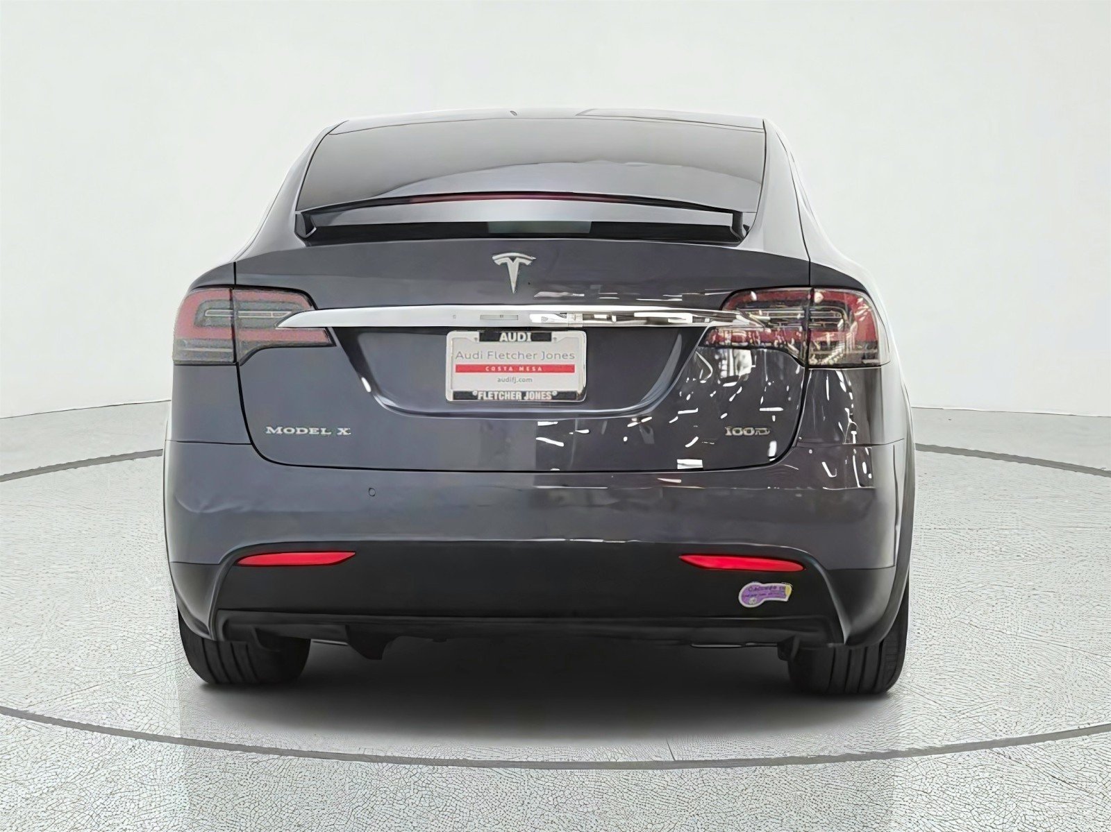 Used 2017 Midnight Silver Metallic Tesla 90D image 6