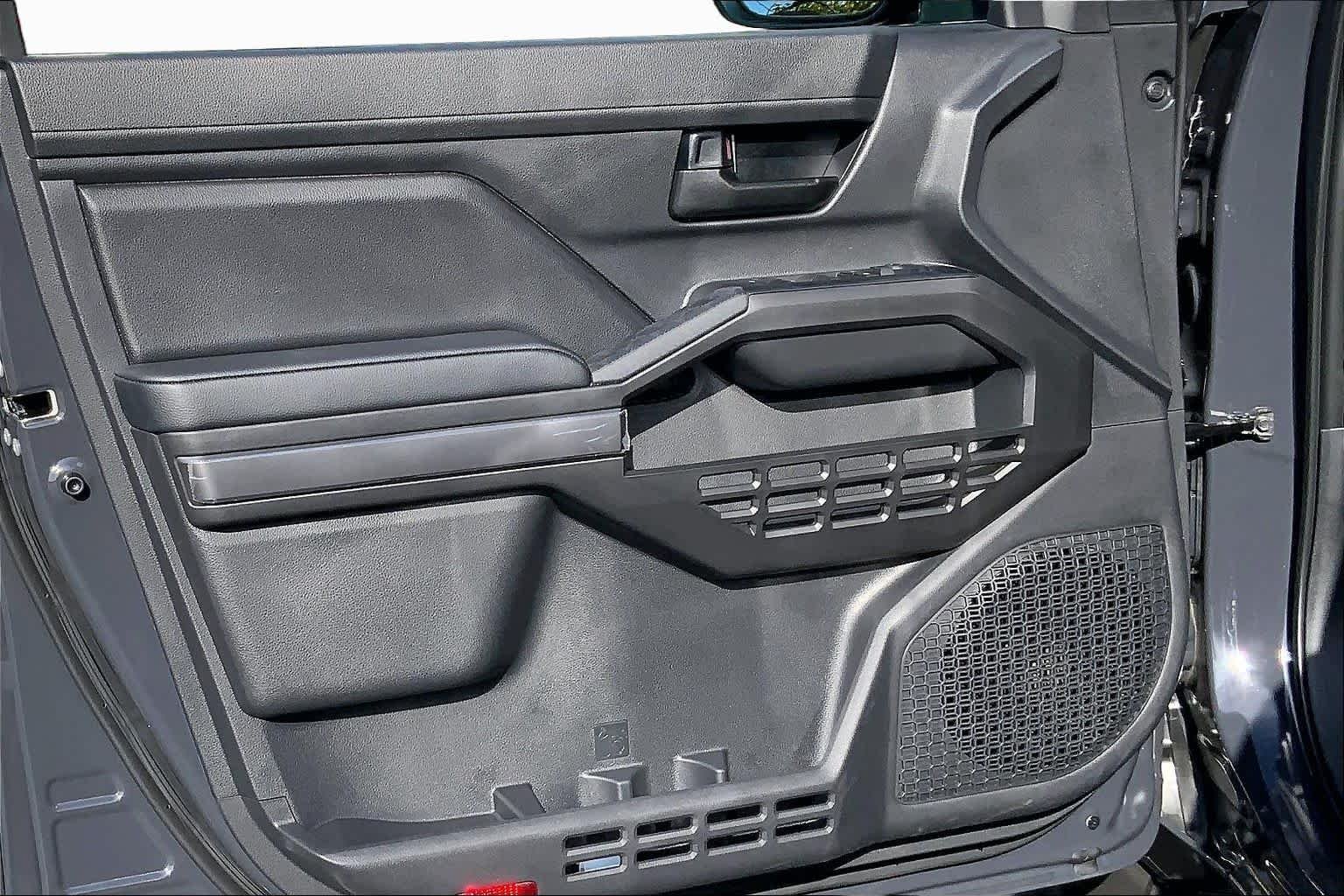 New 2026 Underground Toyota SR5 image 10