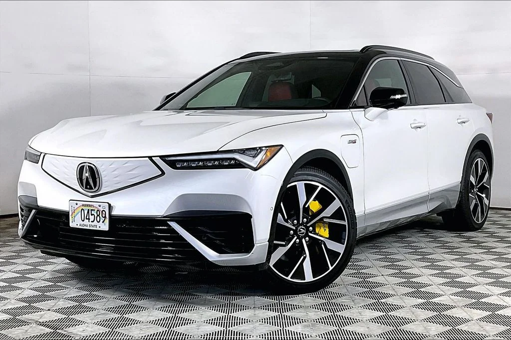 Used 2024  Acura Type S image 1