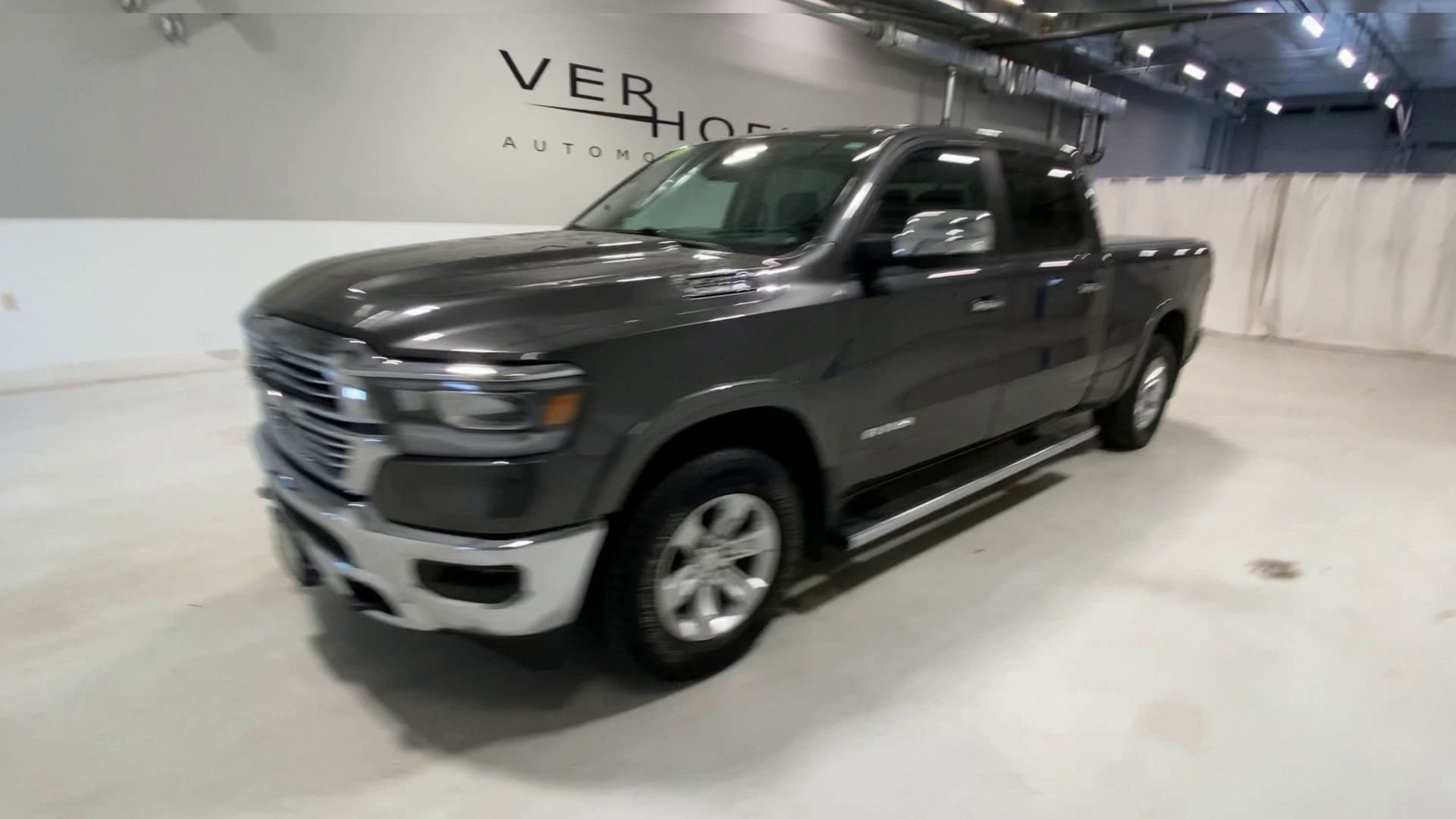 Used 2020 Granite Crystal Metallic Clearcoat  Ram Laramie image 37