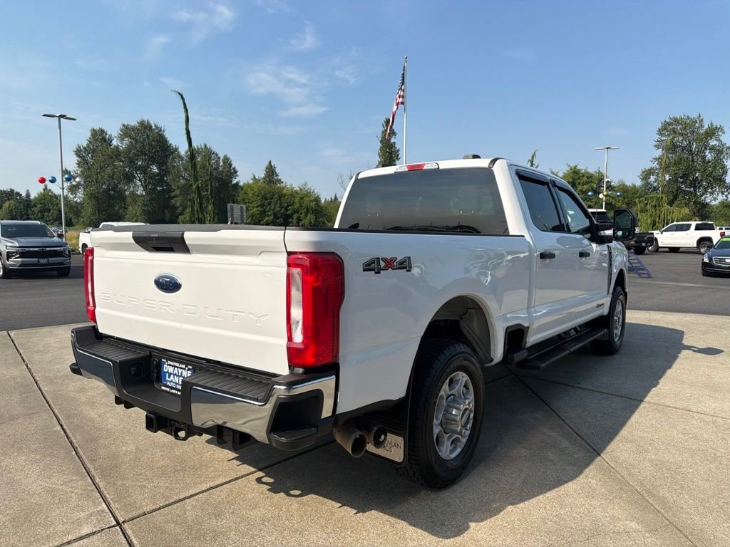 Used 2025  Ford XLT image 6