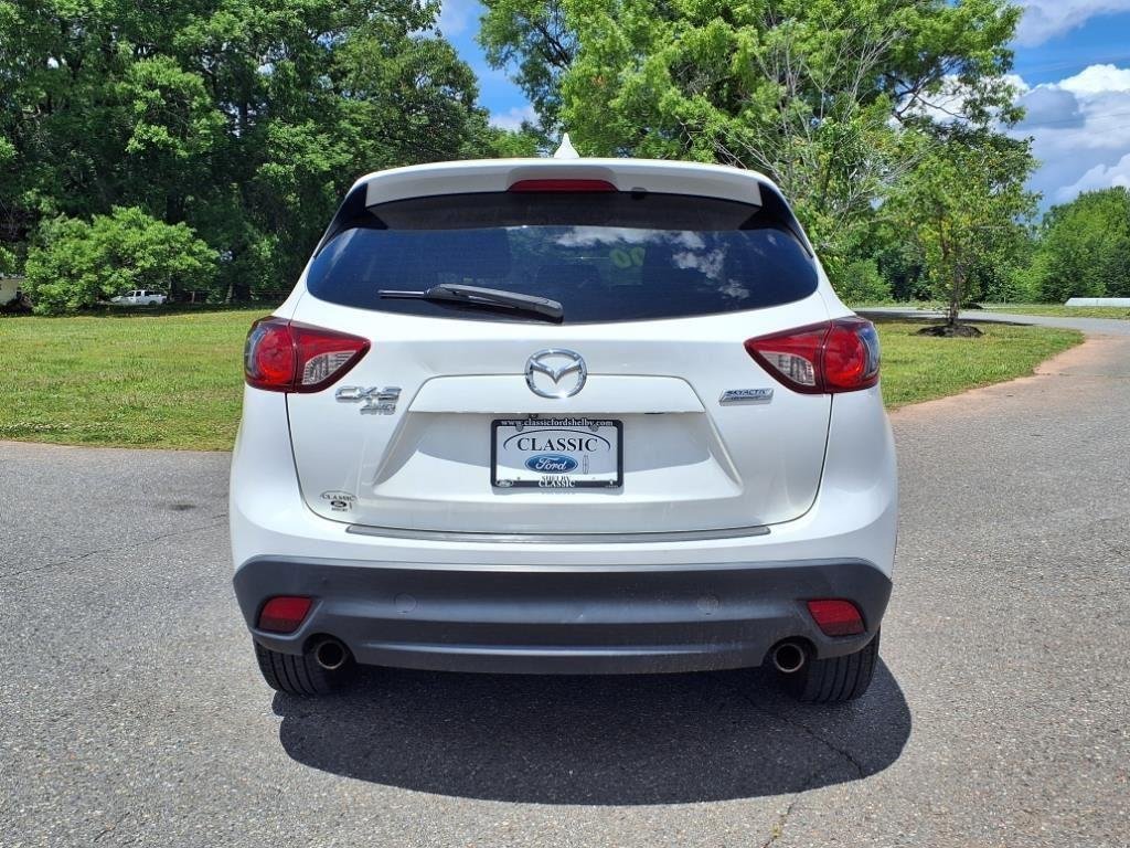 Used 2016 Crystal White Pearl Mica Mazda Touring image 19