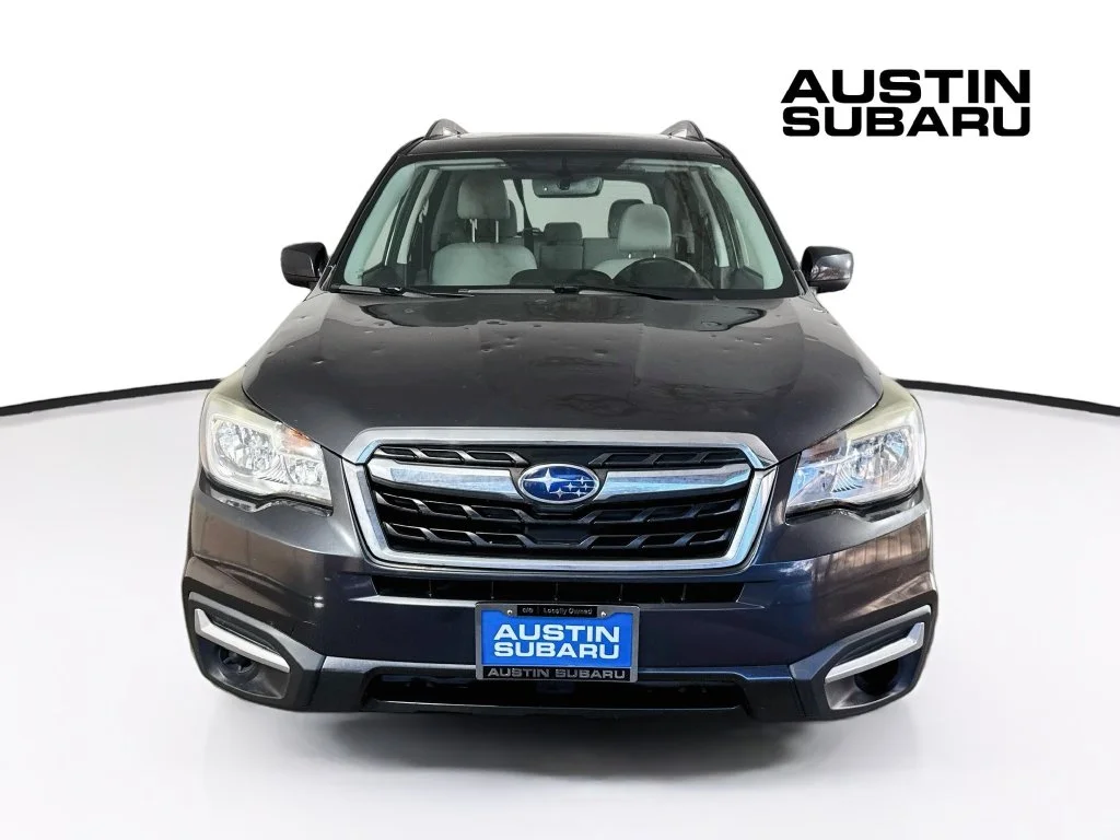 Used 2018 Gray Subaru 2.5i Premium image 2