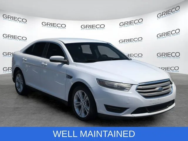 2015 Ford Taurus SEL FWD's photo