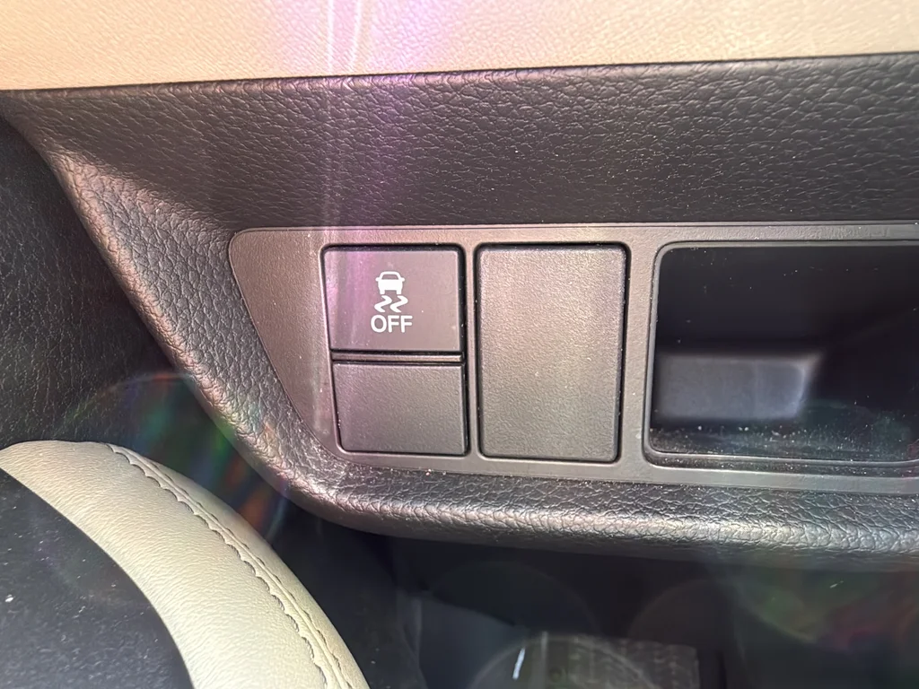 Used 2024  Honda EX-L image 13