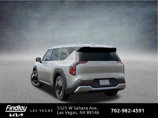 New 2026 White Kia Wind image 5