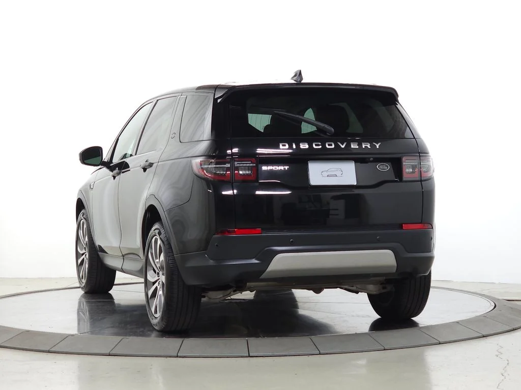 Used 2022 Black Land Rover S image 4