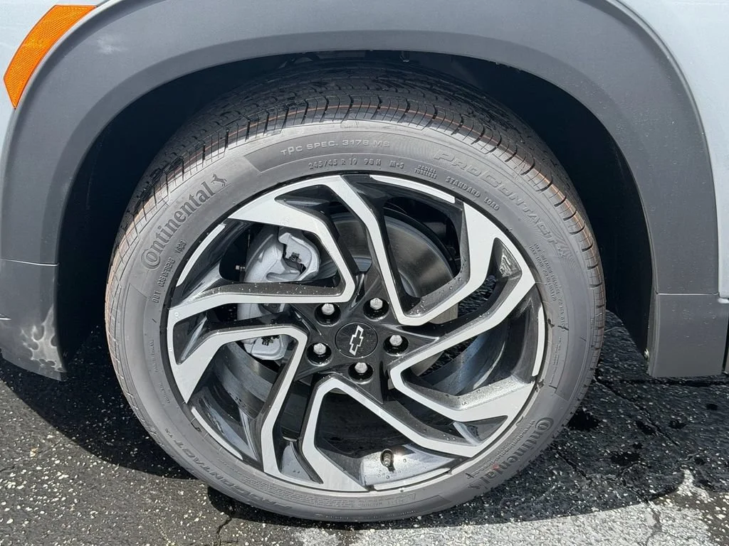 New 2026 Sterling Gray Metallic Chevrolet RS image 15