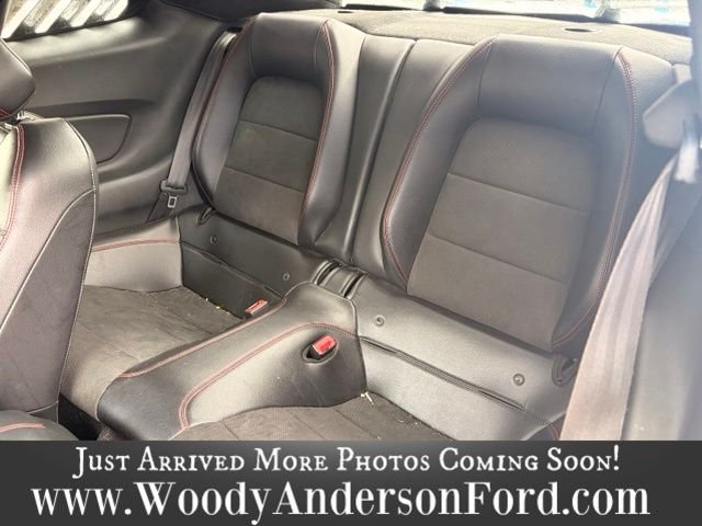 Used 2020 Oxford White Ford GT Premium image 8