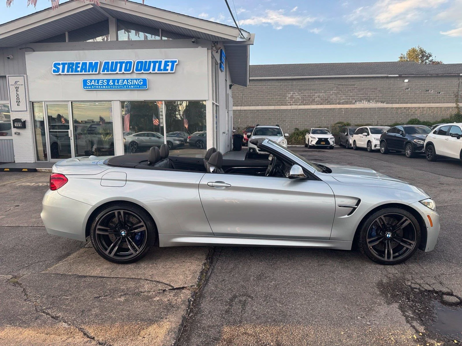 2018 BMW M4 Convertible Base - Photo 22
