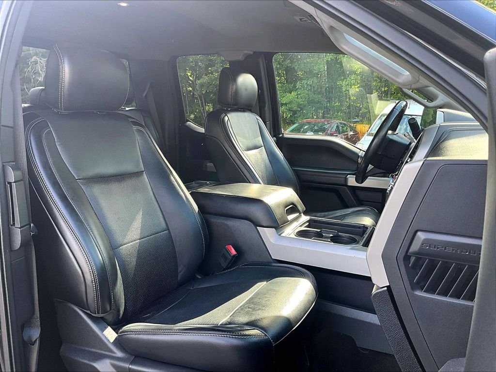 Used 2019 Black Metallic Ford Lariat image 11