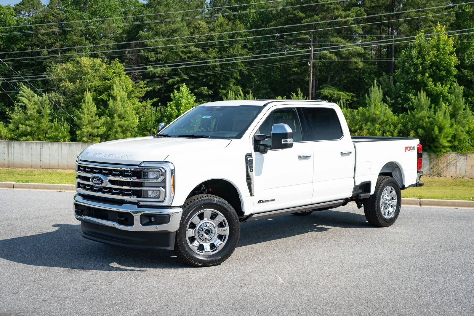 New 2026 Star White Metallic Tri-Coat Ford F-250® Lariat® image 4