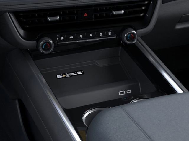 2026 Chevrolet Suburban LT - Photo 24