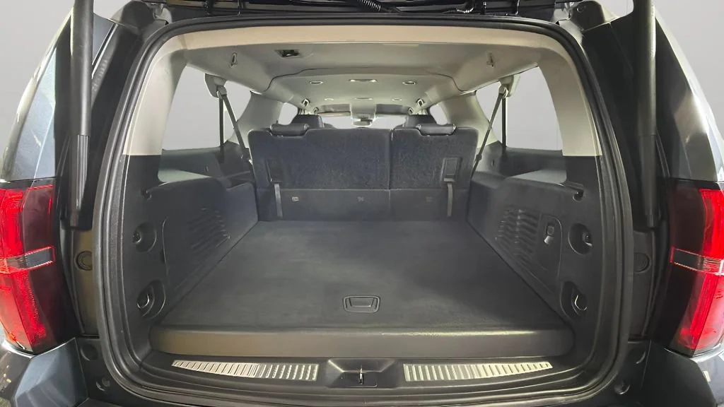 Used 2019 SHADOW GRAY METALLIC Chevrolet LT image 28
