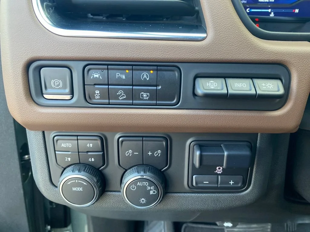 Used 2024 Silver Sage Metallic Chevrolet High Country image 20