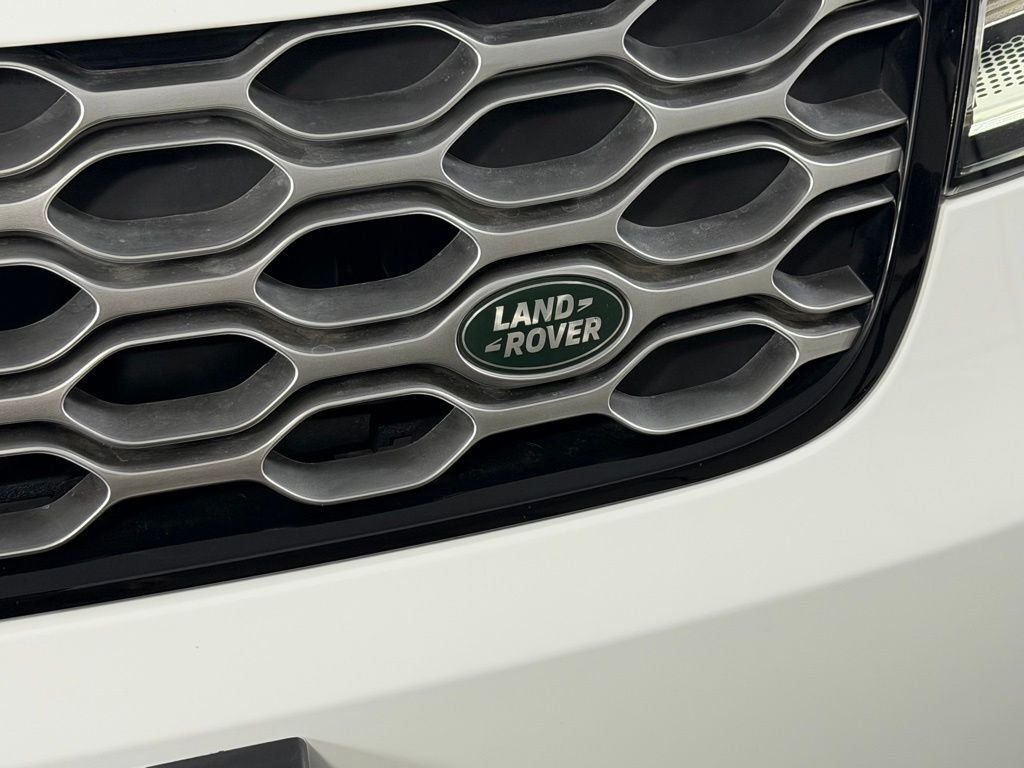 Used 2024 Fuji White Land Rover S image 12