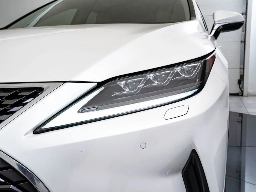 Used 2022 White Pearl Lexus 450hL Luxury image 15