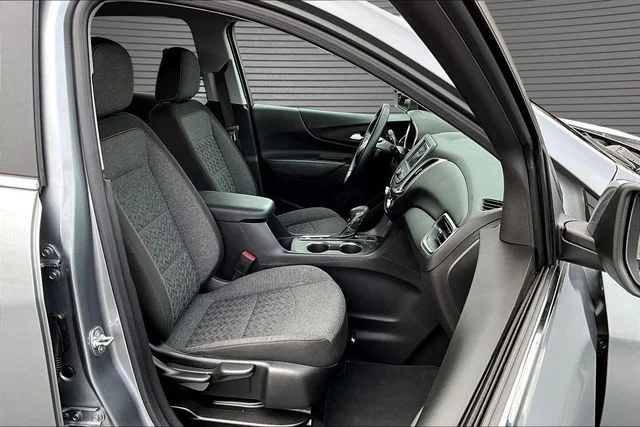 Used 2024 Gray Chevrolet LT image 27
