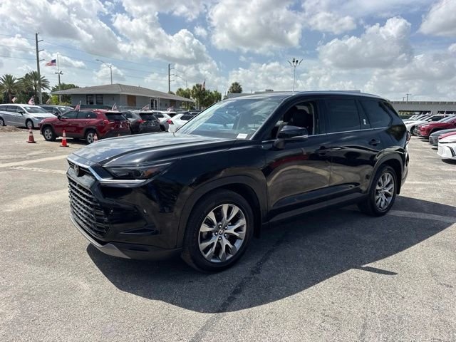 2024 Toyota Grand Highlander Limited - Photo 17