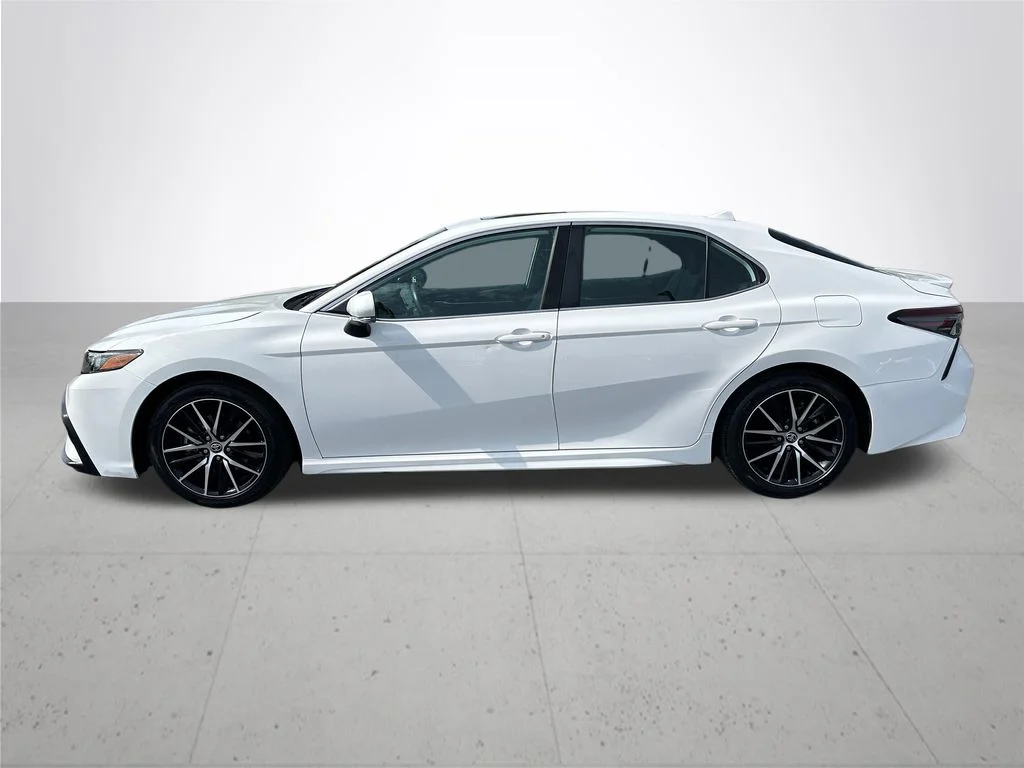Used 2023 White Toyota SE image 10