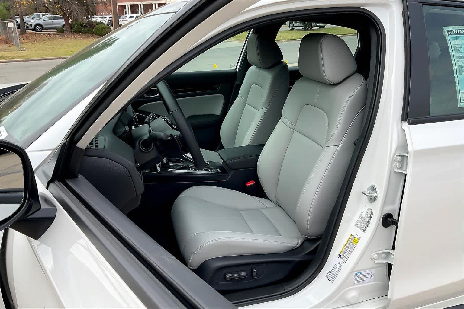 2026 Honda Civic Hatchback Sport Touring - Photo 9