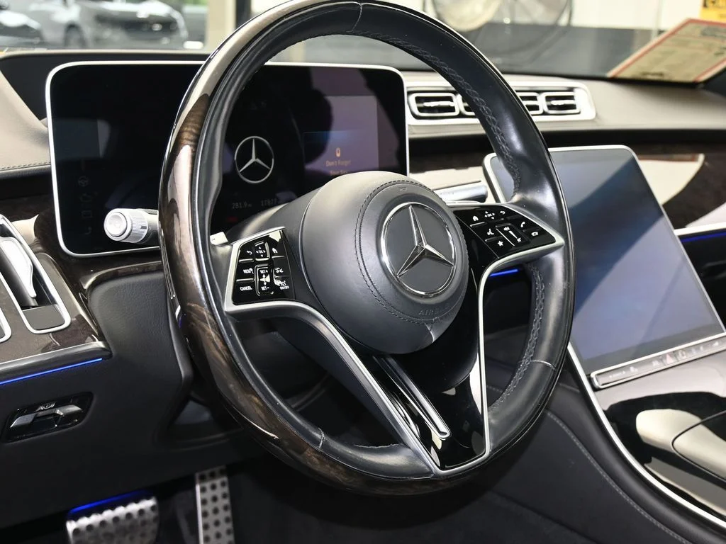 Used 2021 Obsidian Black/designo Diamon White Mercedes-Benz S 580 image 13