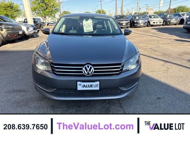 Used 2012 Gray Volkswagen 2.5 SE image 9