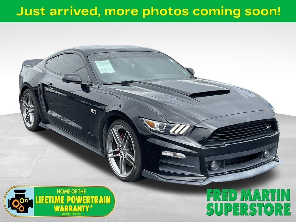 Used 2015 Black Ford GT Premium image 1